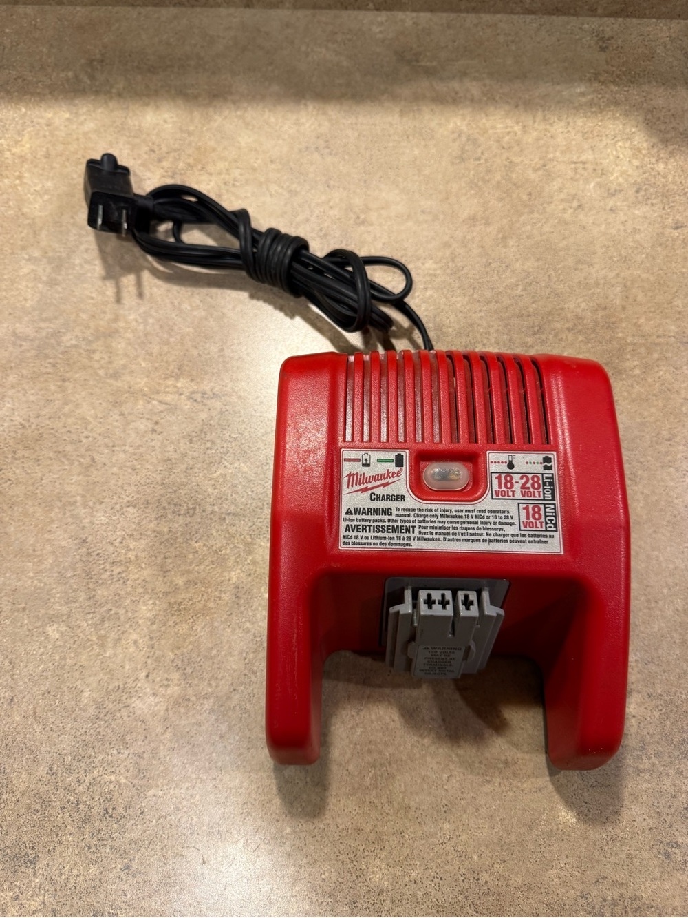 Milwaukee M28 Battery Charger 48-59-2819 / 18-28 Volt Charger Slide Style Tested